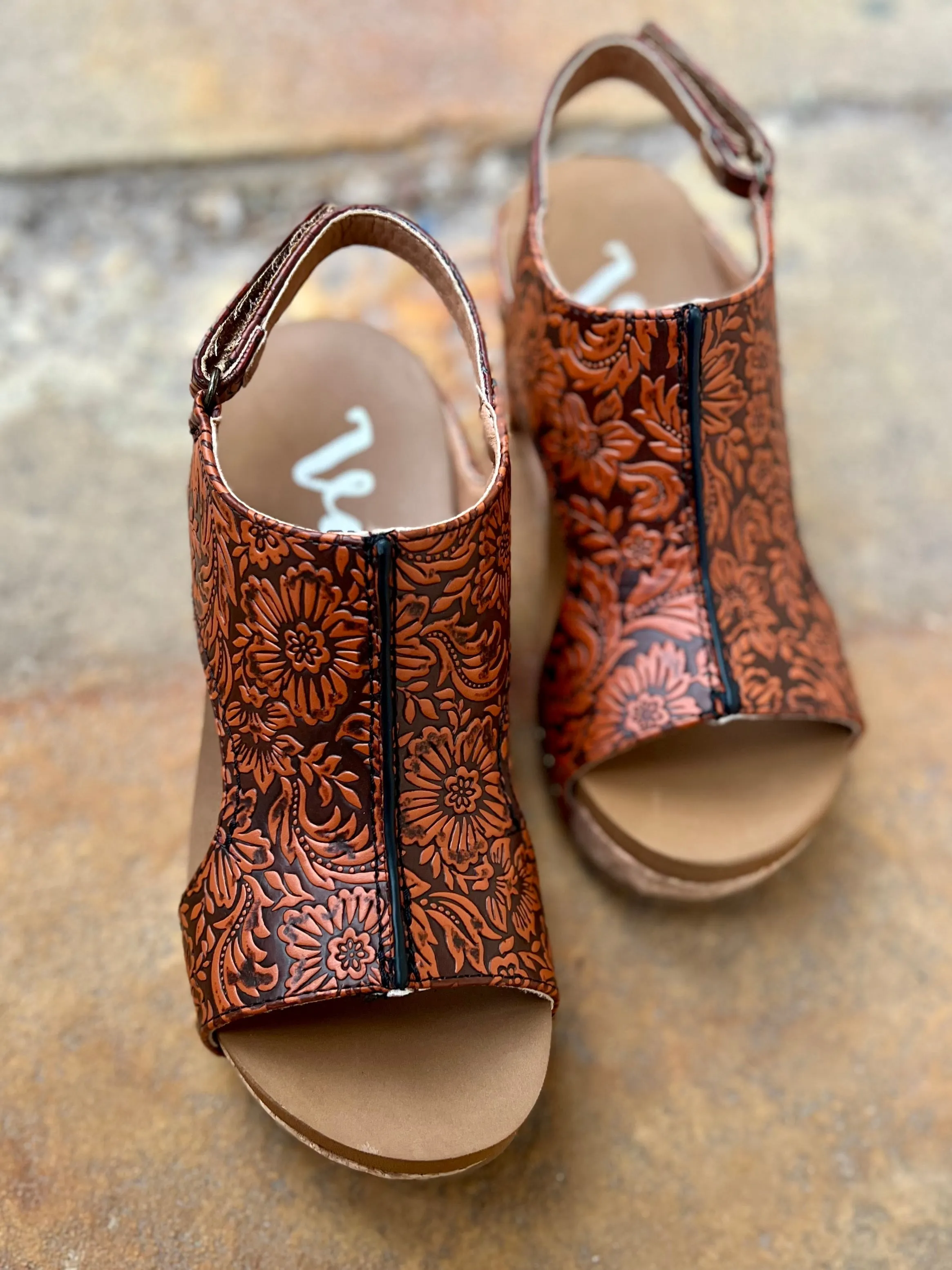 Afternoon in Thailand Wedges*